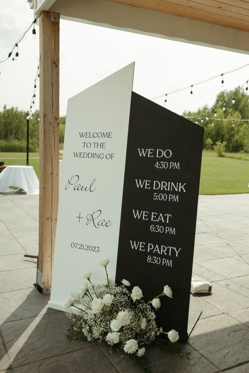 Black & White Statement Welcome Sign + Order of Events | TRICIA BACHEWICH EVENTS