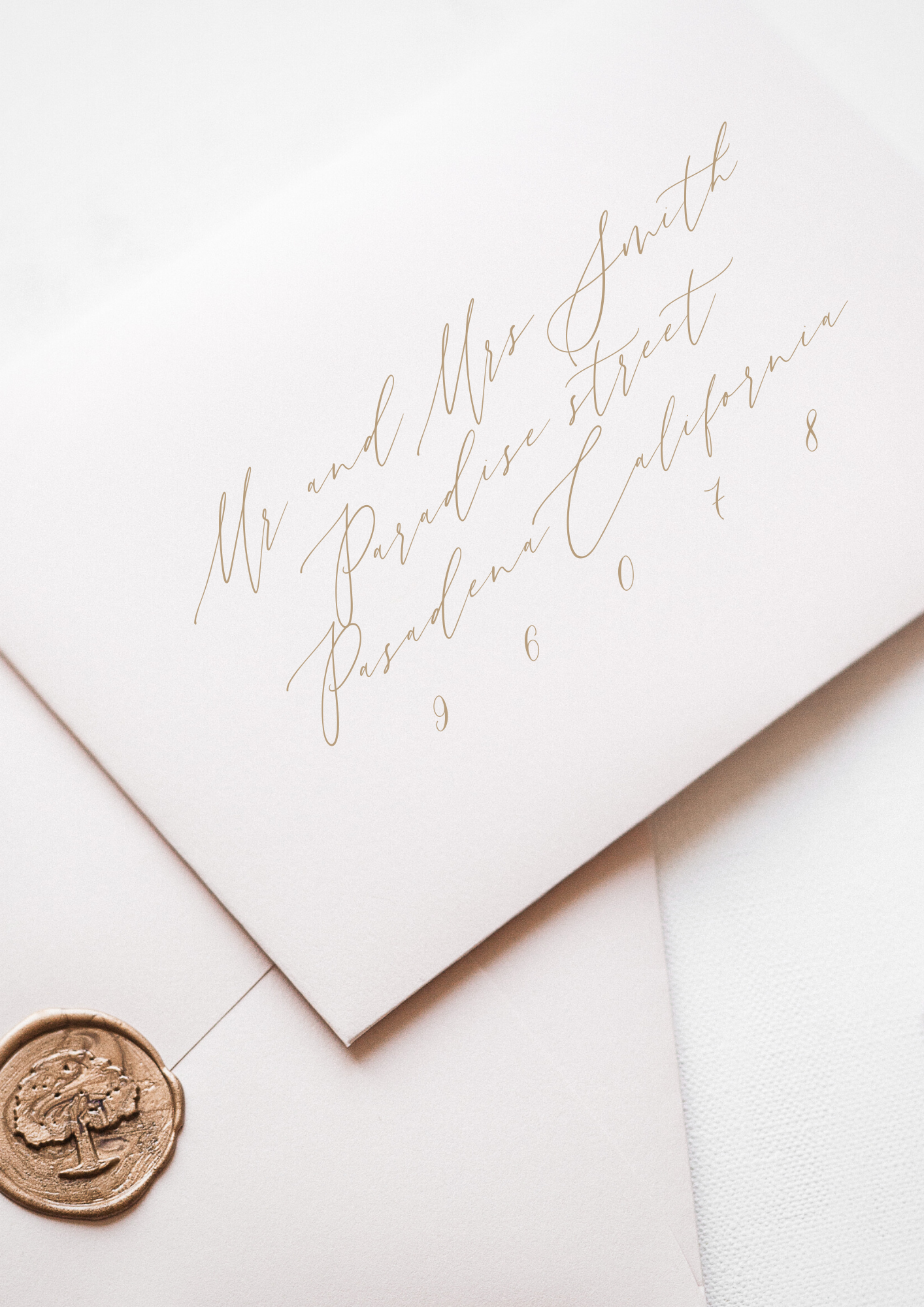 Elegant Calligraphy Addressing — 40 Stylish Ideas for Your Invitations
