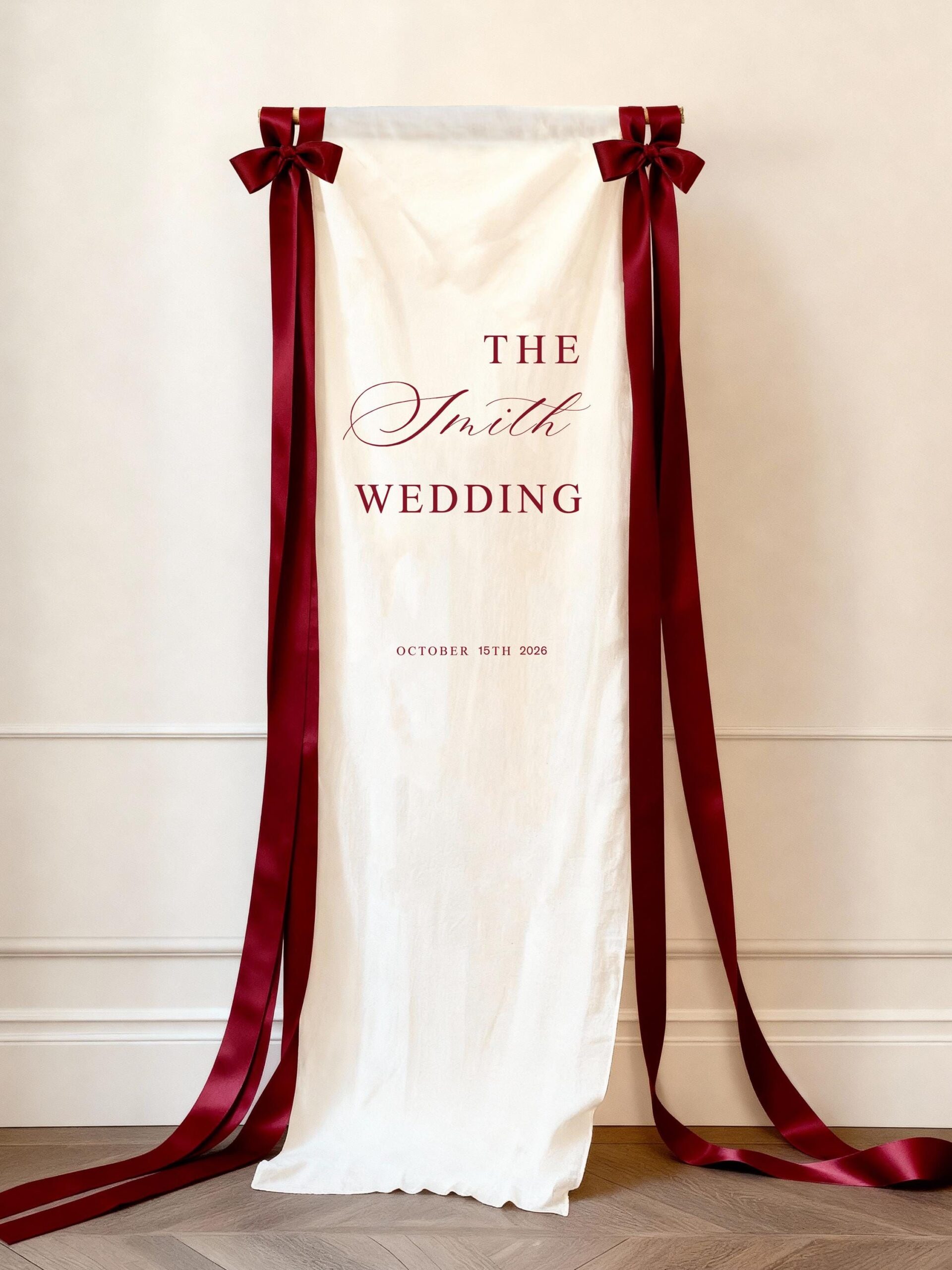 Plaque de bienvenue de mariage luxe bordeaux, bannière en tissu avec rubans, élégante enseigne drapée, décoration de cérémonie personnalisée, lin ML01040