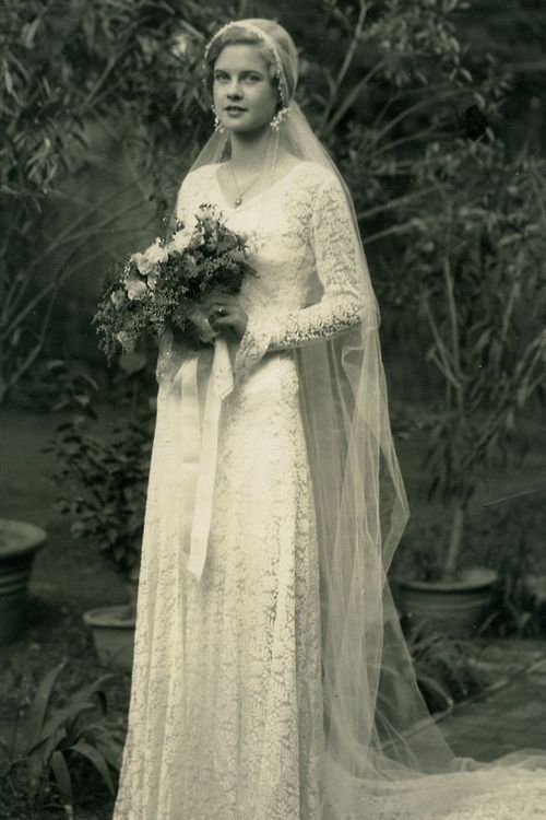 1930s Wedding History — Dresses, Shoes, Accessories