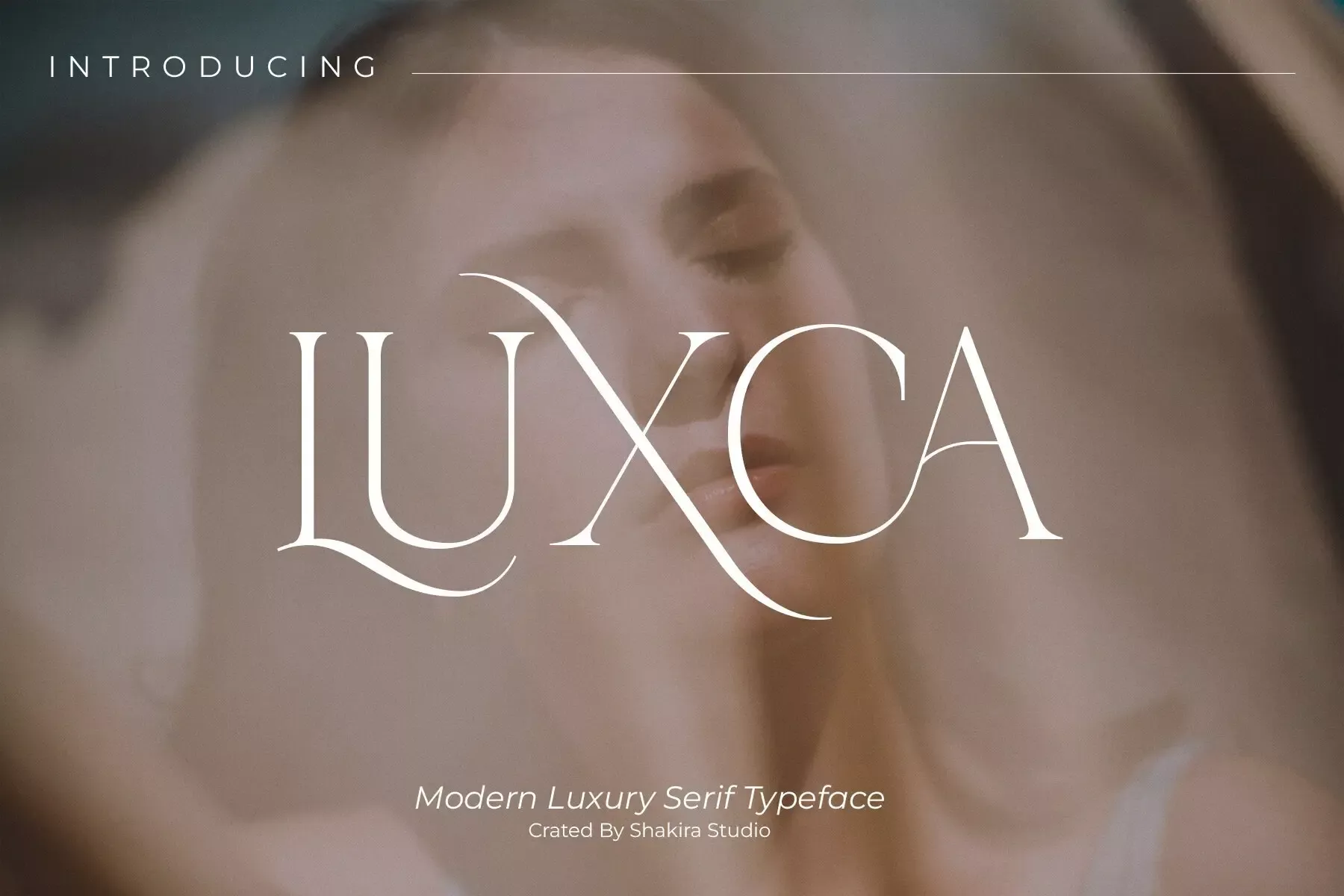 Luxca Font