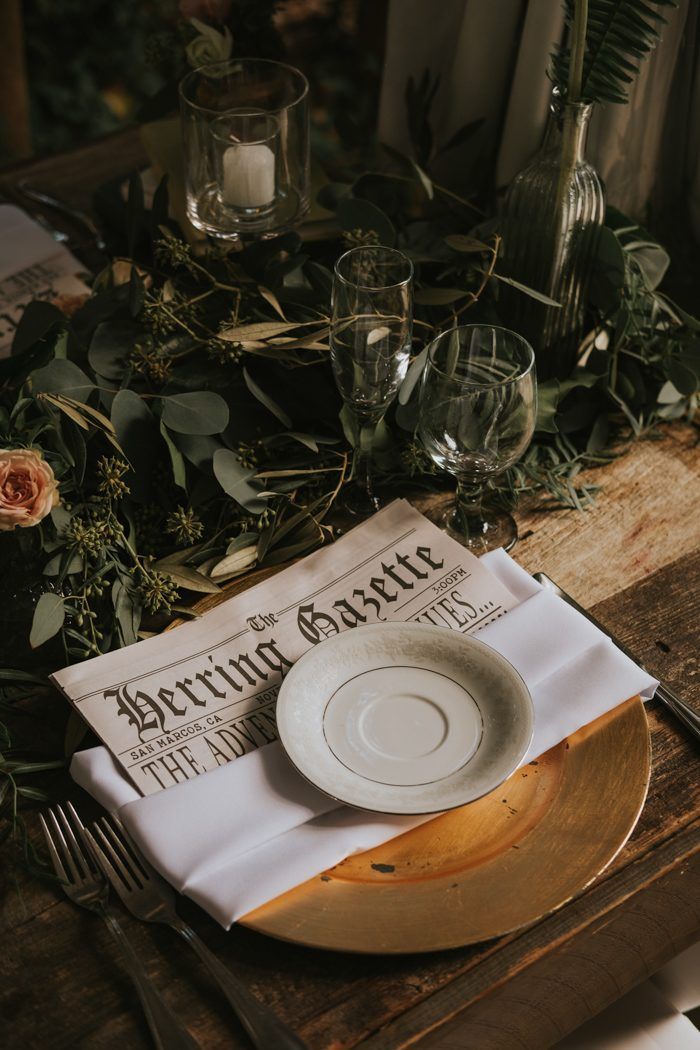 This Victorian-Inspired Twin Oaks House & Garden Estate Wedding Will Make You Want to Go Antique | Junebug Weddings