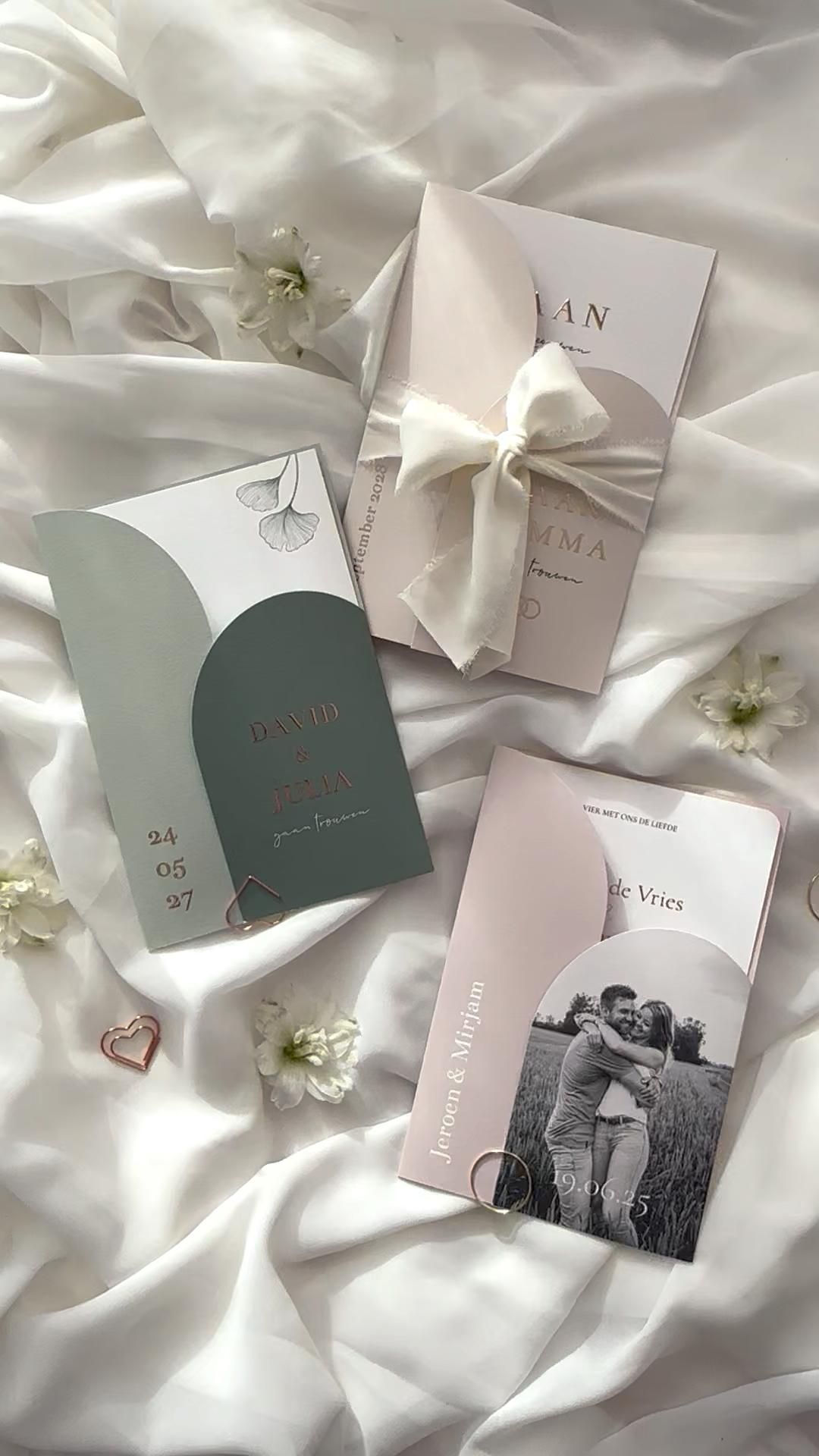 Trouwkaart met mapje — luxe bruiloft uitnodiging