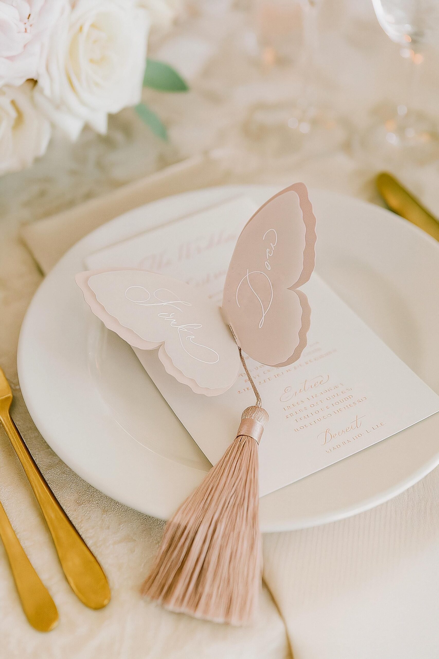 Custom Butterfly Place Card, Wedding place card, Gold calligraphy place card, Custom guest name card, Wedding name card, Wedding decor