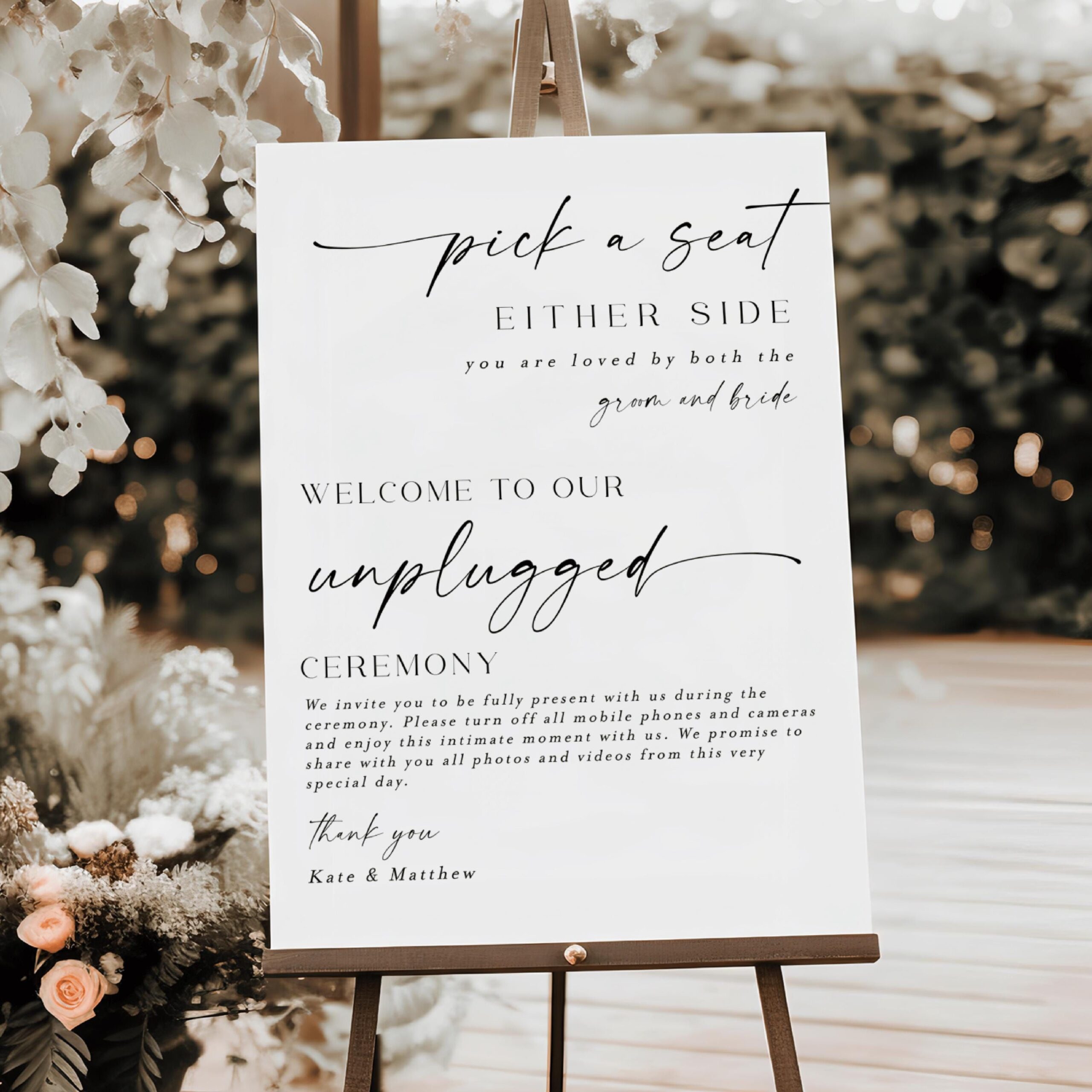Panneau de mariage Choisissez un siège, panneau de cérémonie Unplugged imprimé et expédié, panneau de bienvenue de mariage minimaliste moderne, panneau choisissez un siège de chaque côté