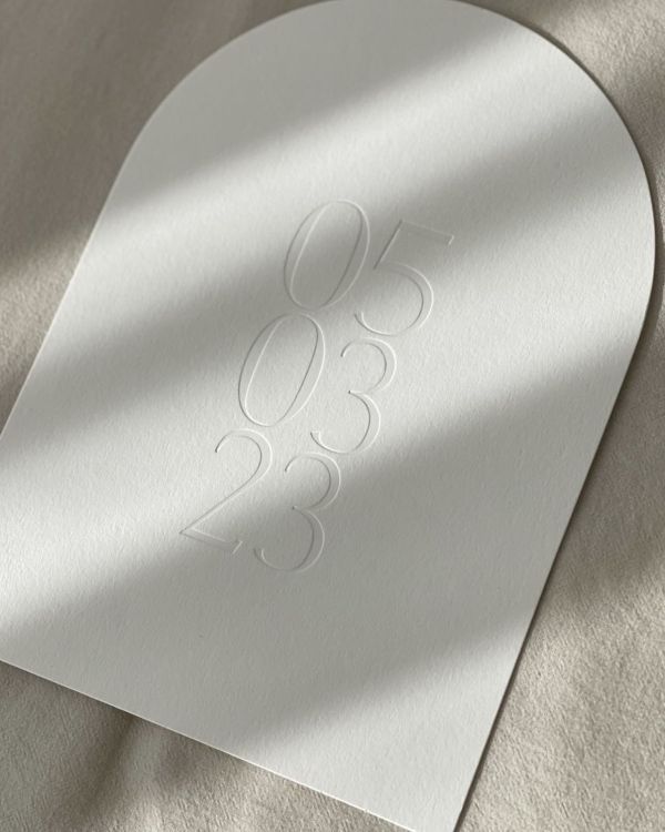 Elegant Wedding Invitation Ideas Inspired by Minimalism for Your Special Day.