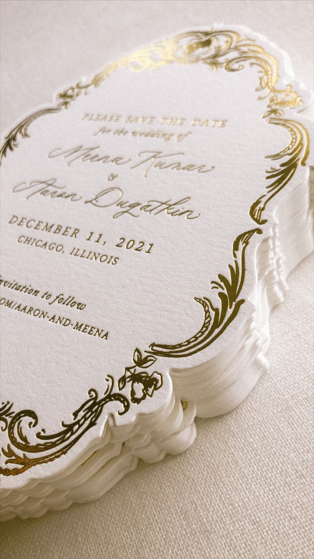 Luxury Custom Die-cut Gold Foil Wedding Invitation