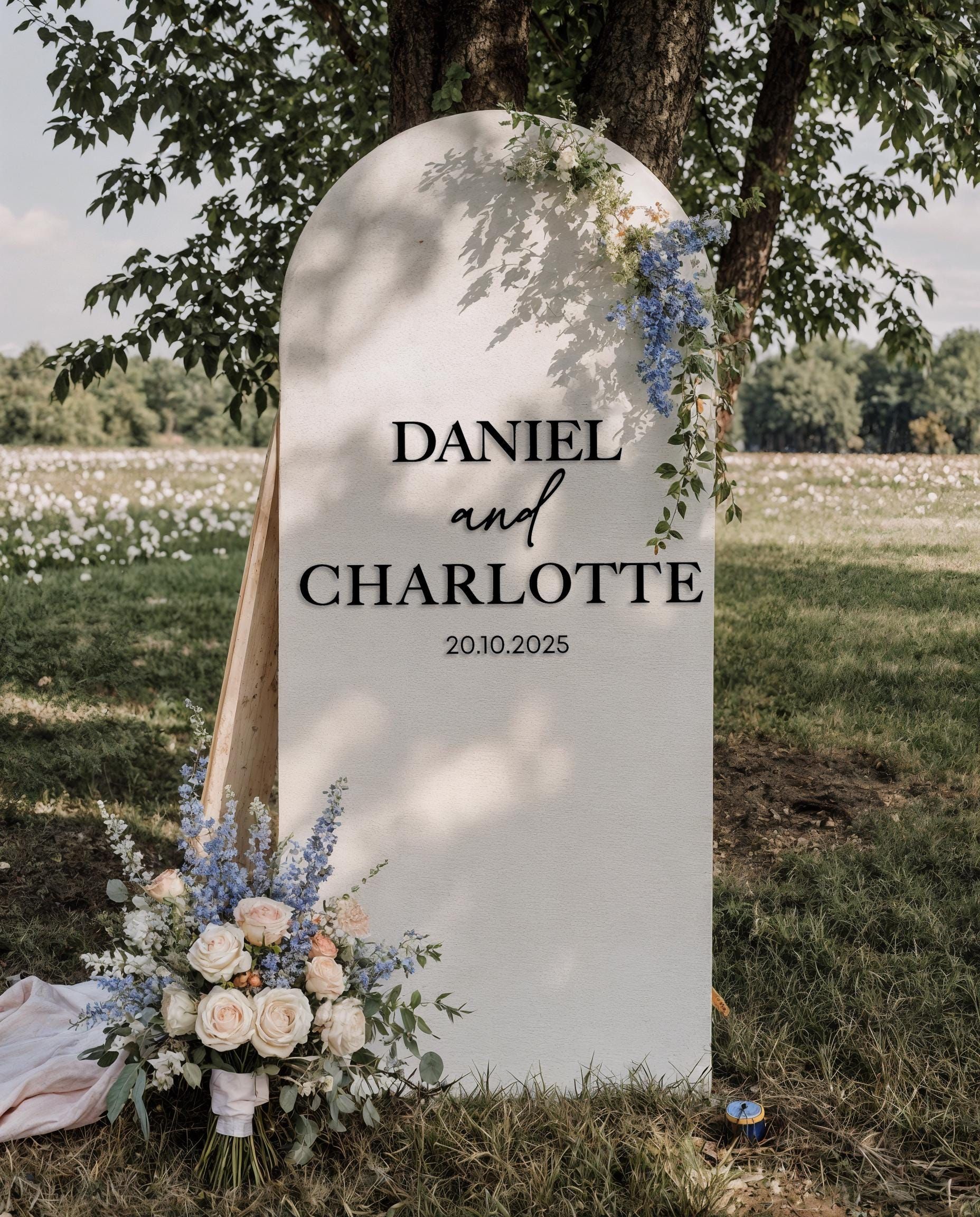 Custom Wood Wedding Sign: Personalized Names, Wall Decor